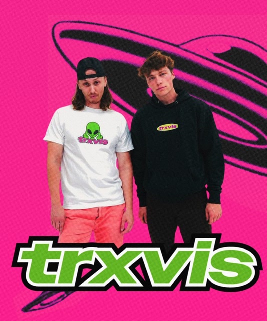 Trxvis-Travis-punk-alien-merch-hoodie-shirt-alien-middle-finger